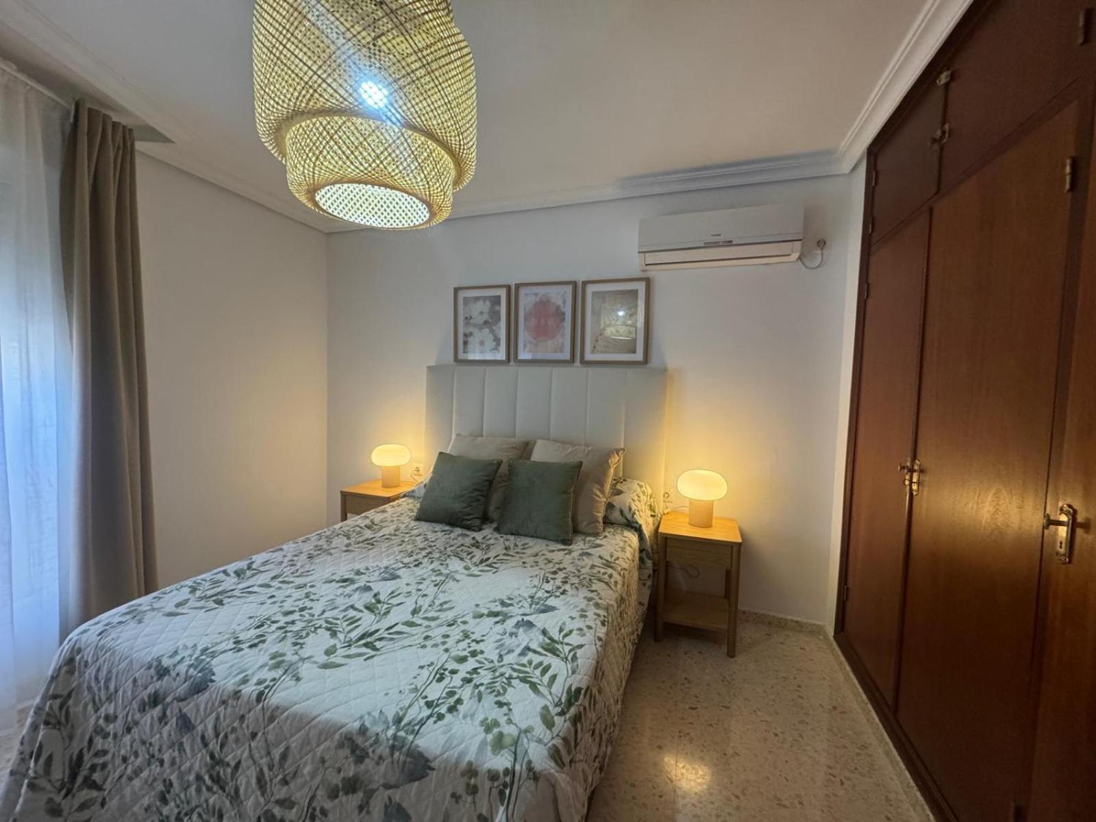 Veronica 6 Free Parking * Seville